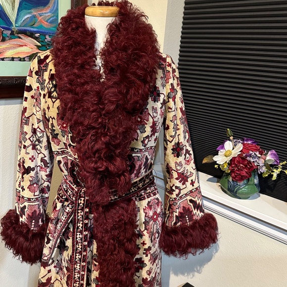 Curly Mongolian Lamb Fur & Tapestry Princess Coat by Anne Klein c.1970 - sz S- M - Picture 5 of 16
